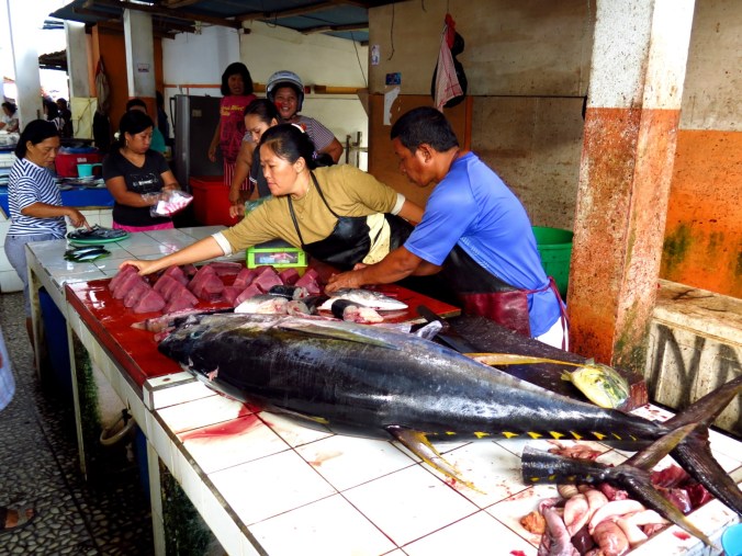 Fish market Tahuna_yellowfin tuna