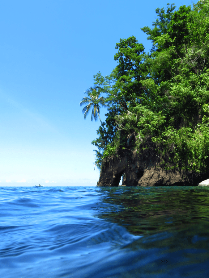 Sangihe island_boat_cave